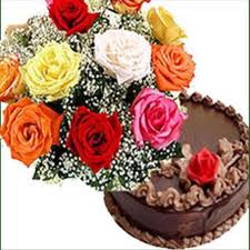Mix color roses bouquet with cake