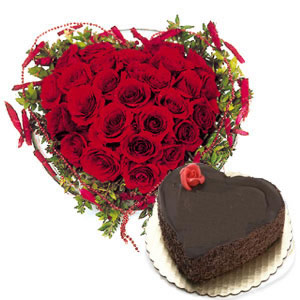 1 Kg heart Cake and 24 red roses heart