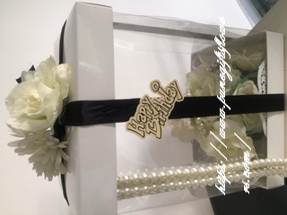 Luxury Transparent gift box with white flowers and beads