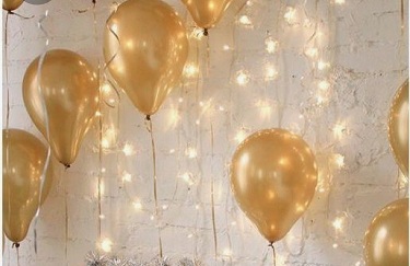 6 air gold balloons with led lights on sticks