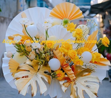 30 Yellow white Rose and Carnations basket with white yellow paper fans and a few balloons